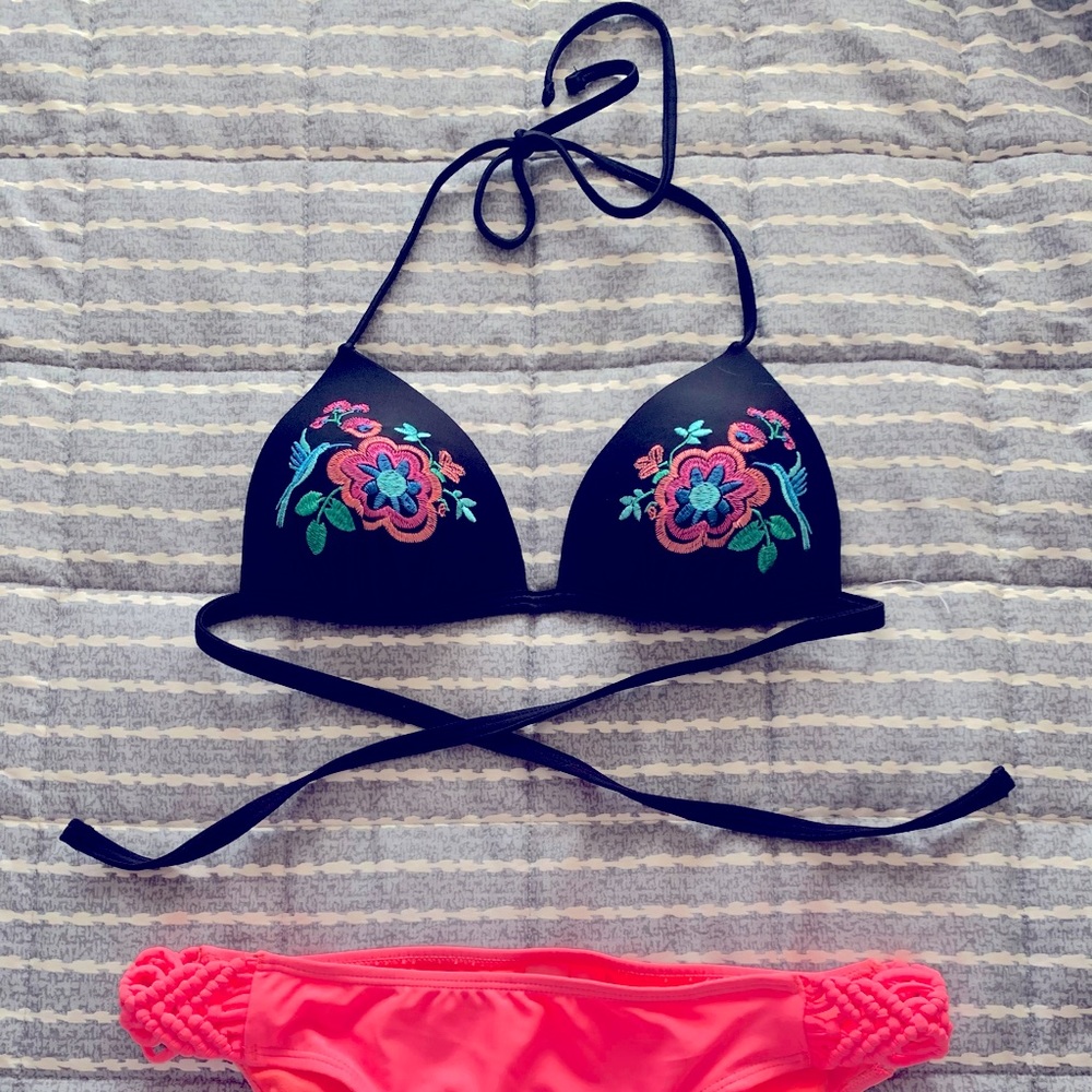 Bikini top